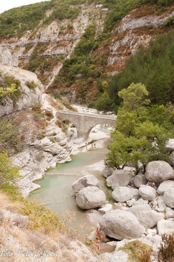 Appartement Entre Sisteron Et Gorges De La Meouge " Les Hauts De Toscane " Ribiers Exteriör bild